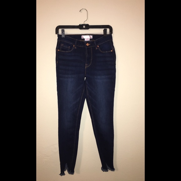 Skinny Leg Jeans - Picture 1 of 3